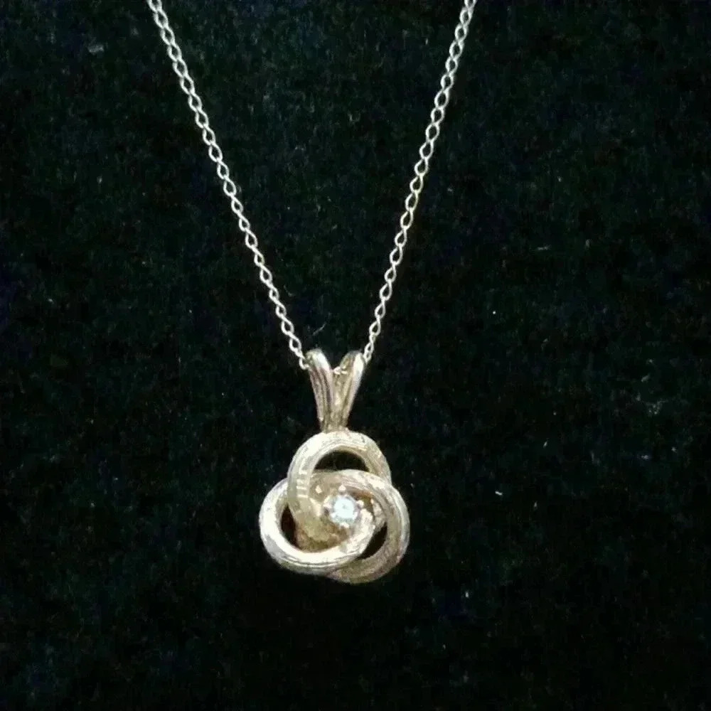 Vintage STC 14k Gold and Diamond Necklace
